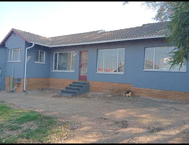 3 BEDROOM PROPERTY TO RENT IN NATURENA